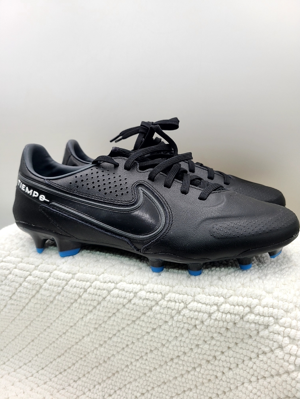 Nike Men’s Black Soccer Cleats with Blue Stud Accents